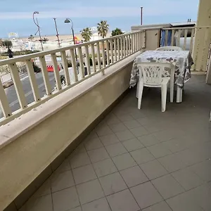  Appartamento Bilocale Fronte Mare Italia